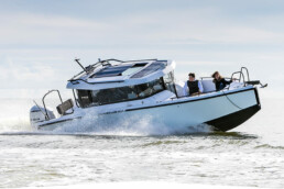 XO Boats DSCVR 9 T-Top