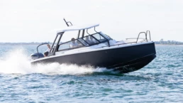 XO Boats DSCVR 9 T-Top